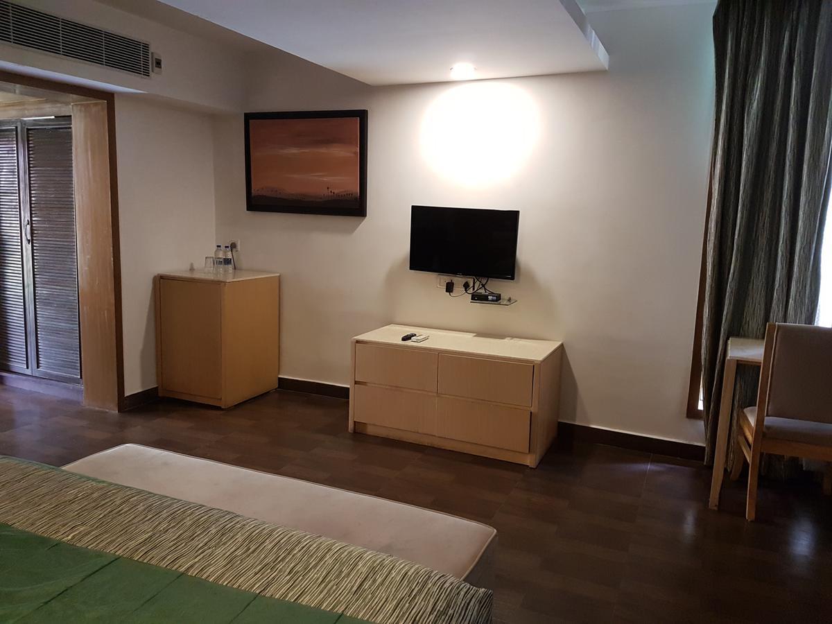 Vgp Golden Beach Resort Chennai Zewnętrze zdjęcie